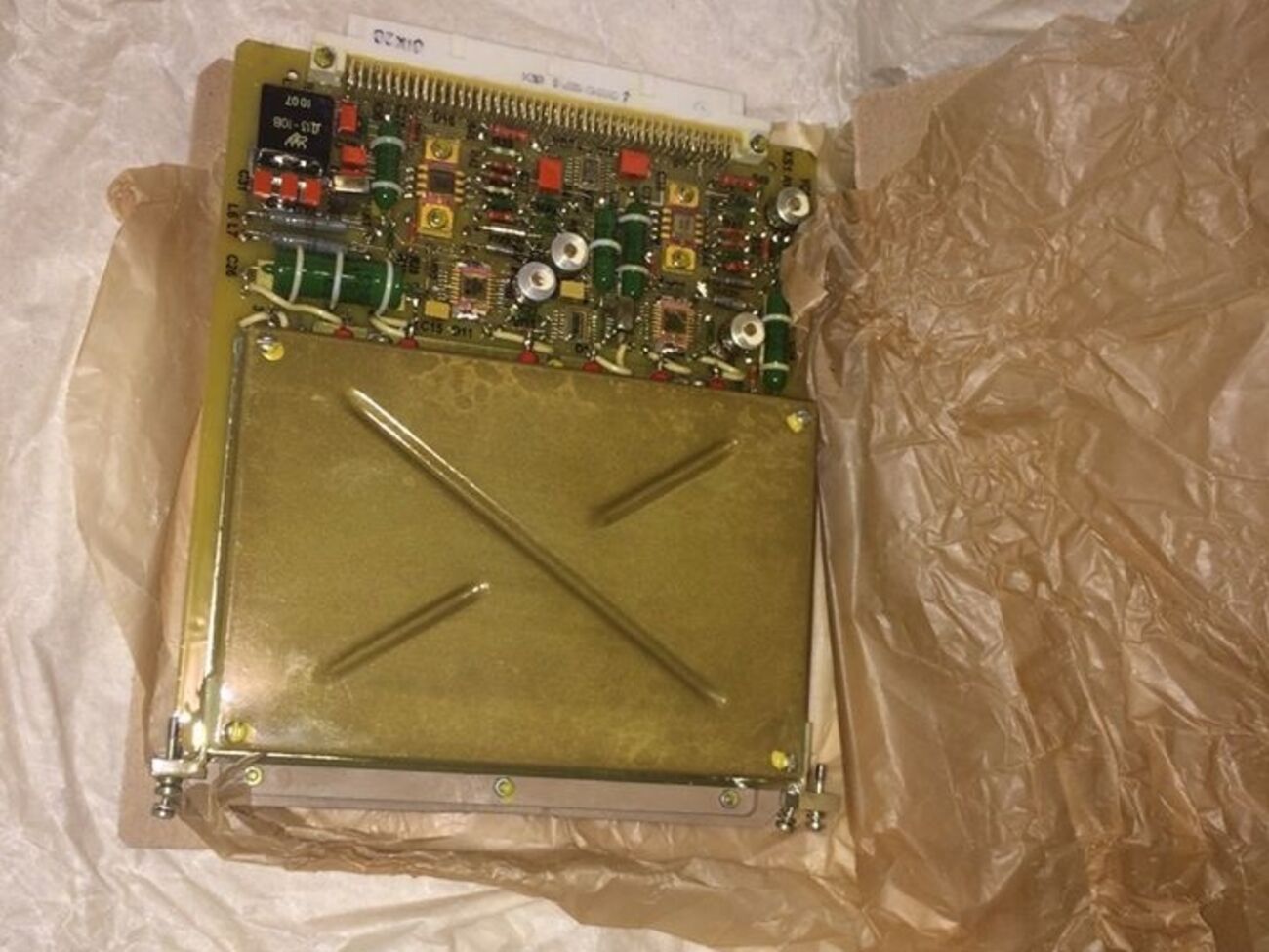 Контрабандисты пытались вывезти в Россию&nbsp;документацию и комплектующие к шифровальной аппаратуре