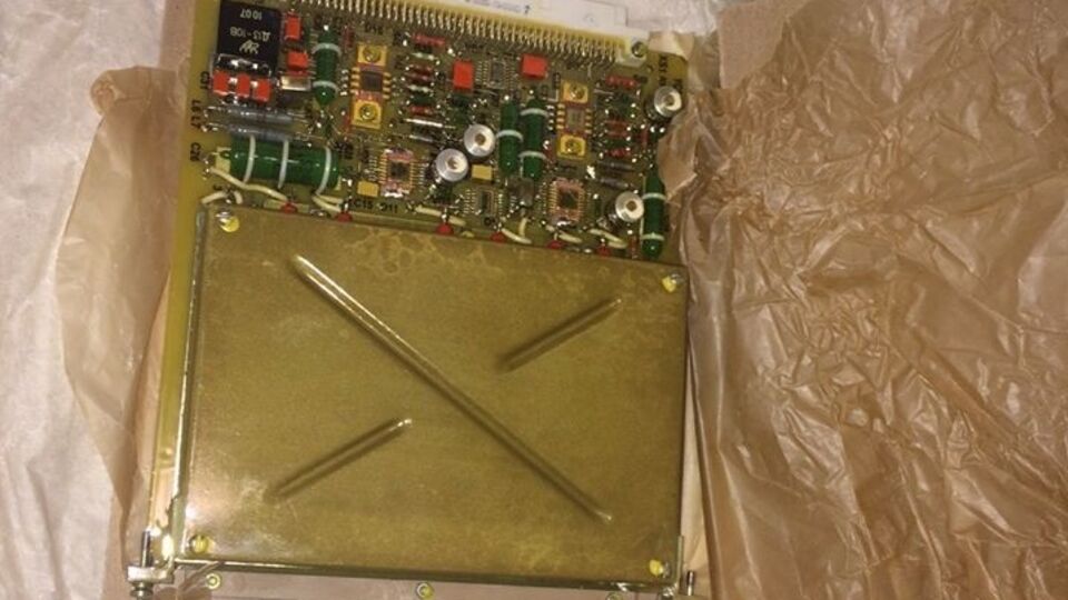 Контрабандисты пытались вывезти в Россию документацию и комплектующие к шифровальной аппаратуре