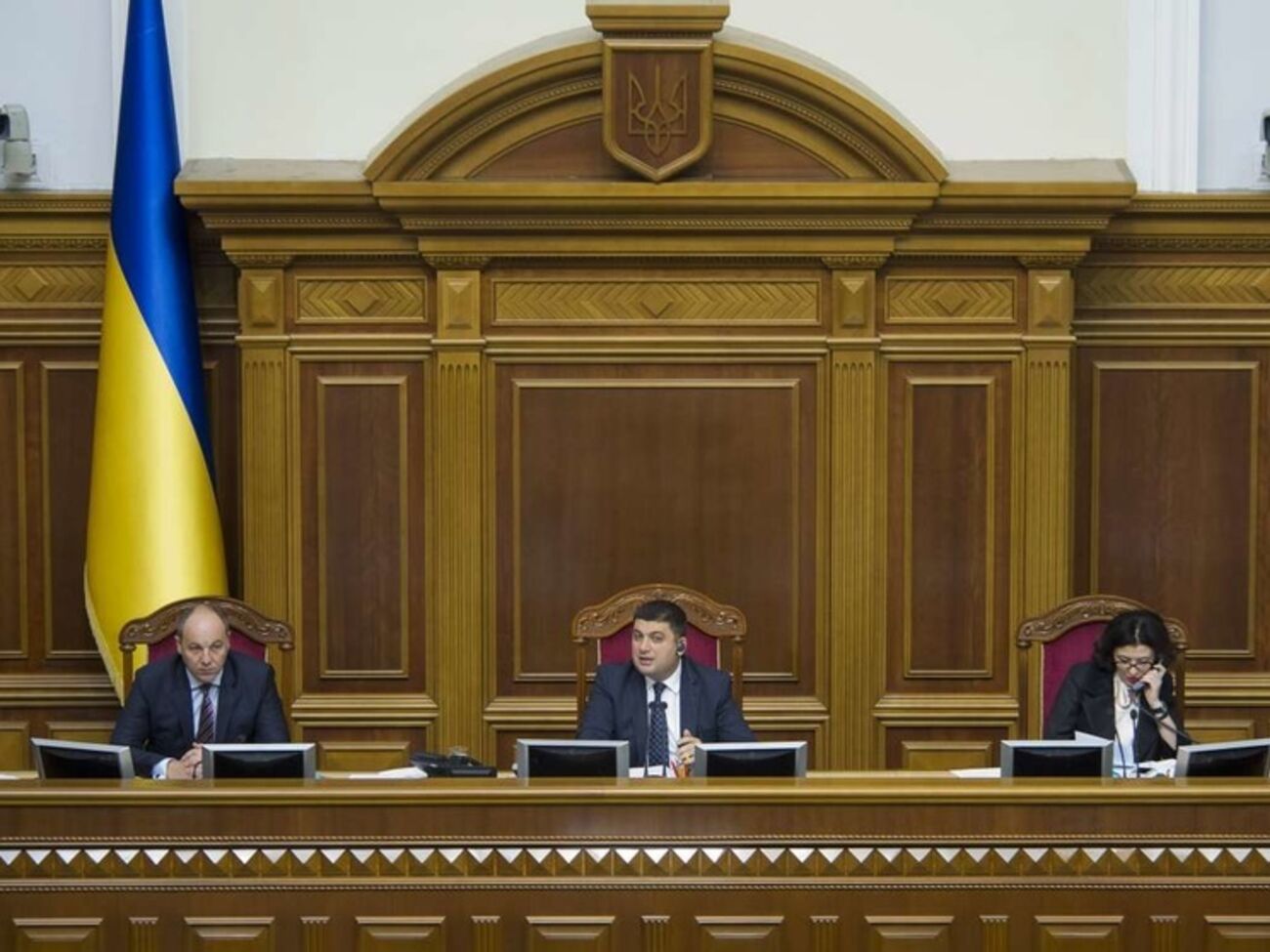 Местные власти не смогут учреждать печатные СМИ