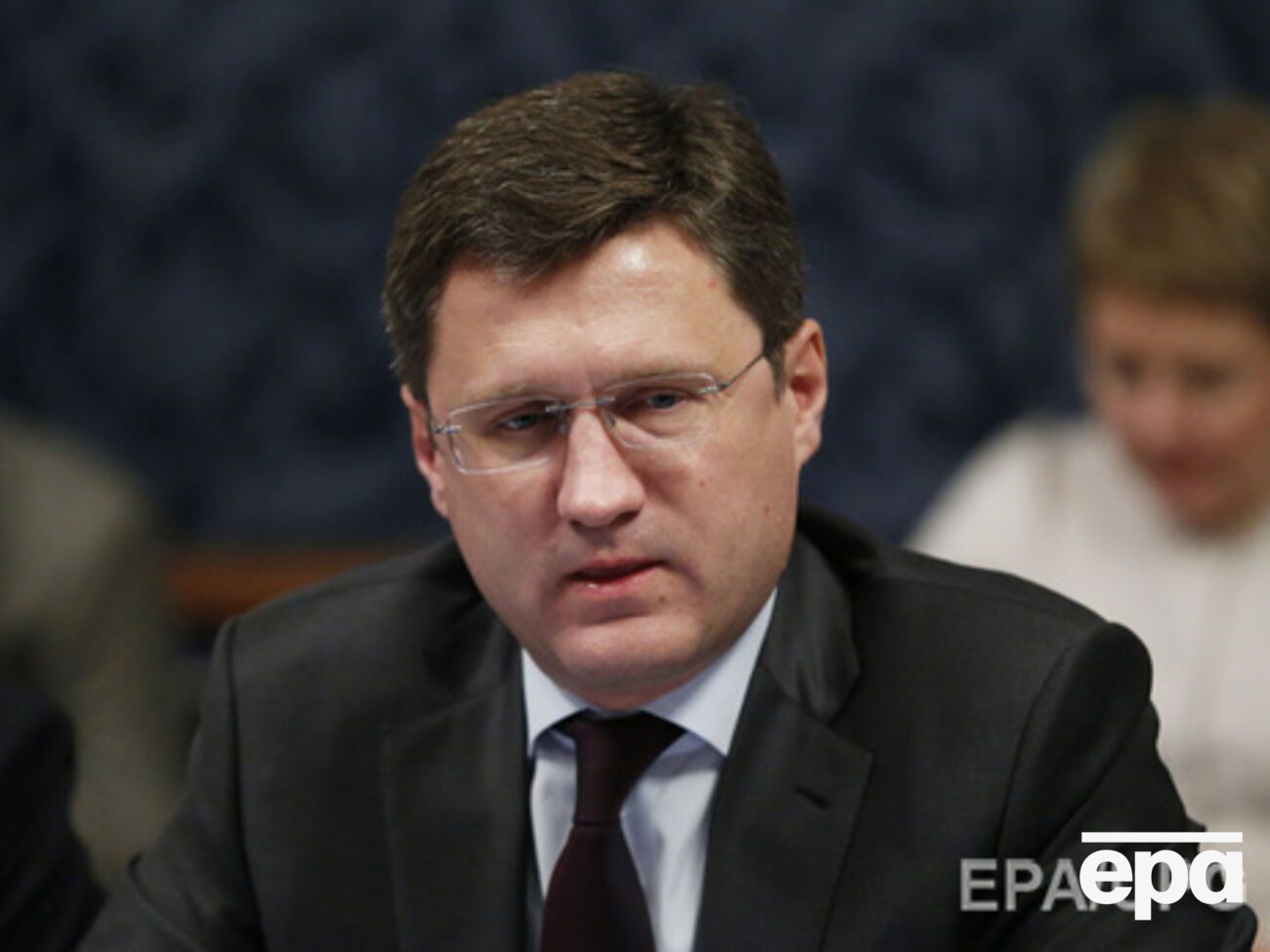 Новак: По каким-то политическим мотивам не идет восстановление линий электропередачи в Украине