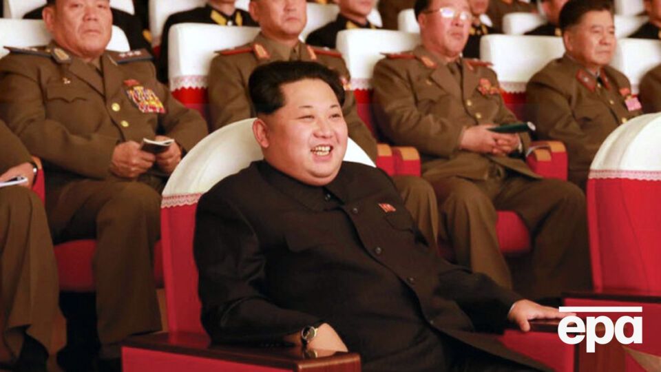 СМИ: Ким Чен Ын отправил чиновника на ферму