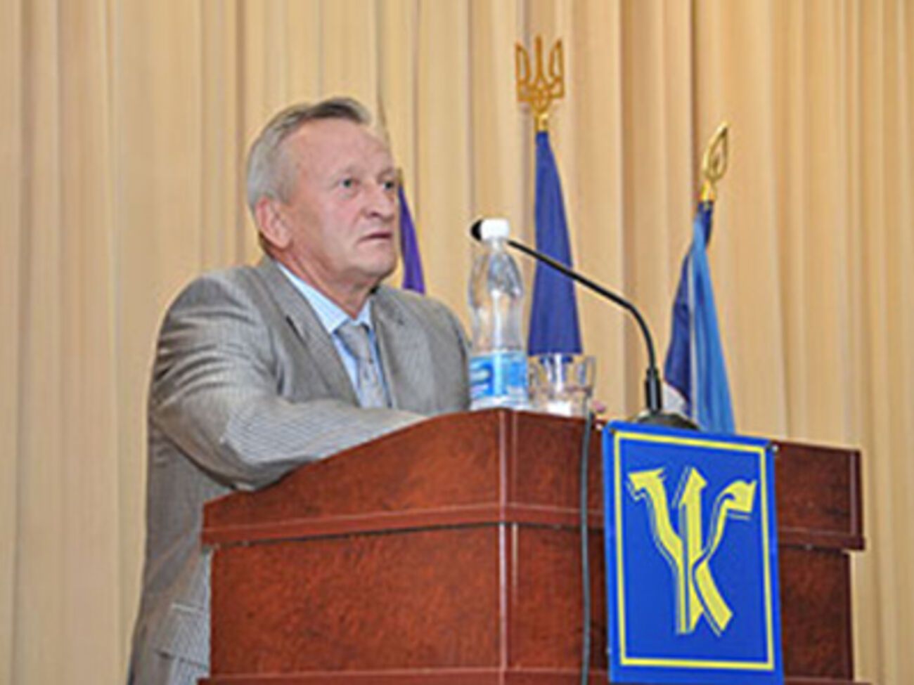 Ректора МАУП Анатолия Подоляку отстранили от должности из-за ДТП