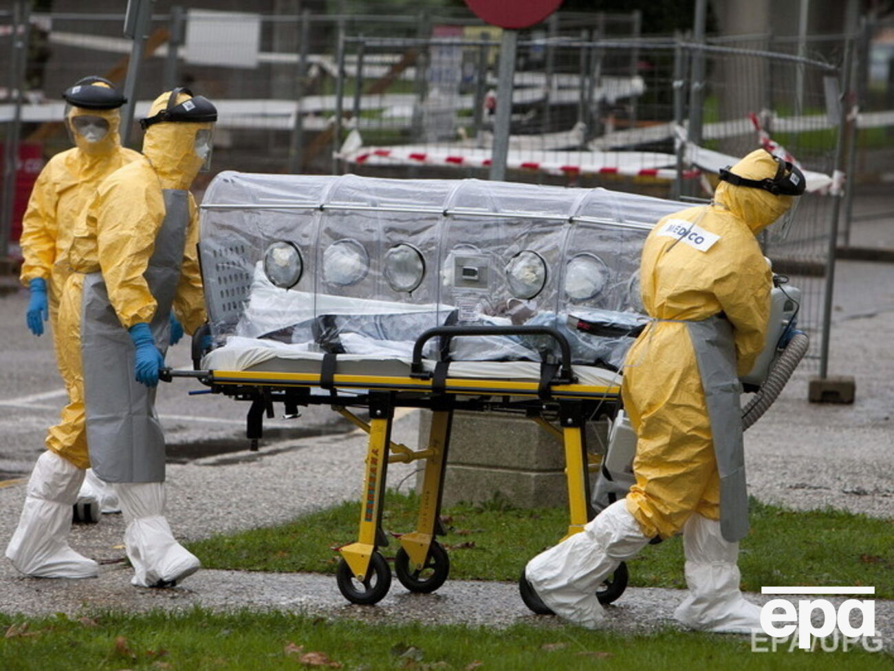 Вирус Эбола продолжает уносить жизни в Либерии