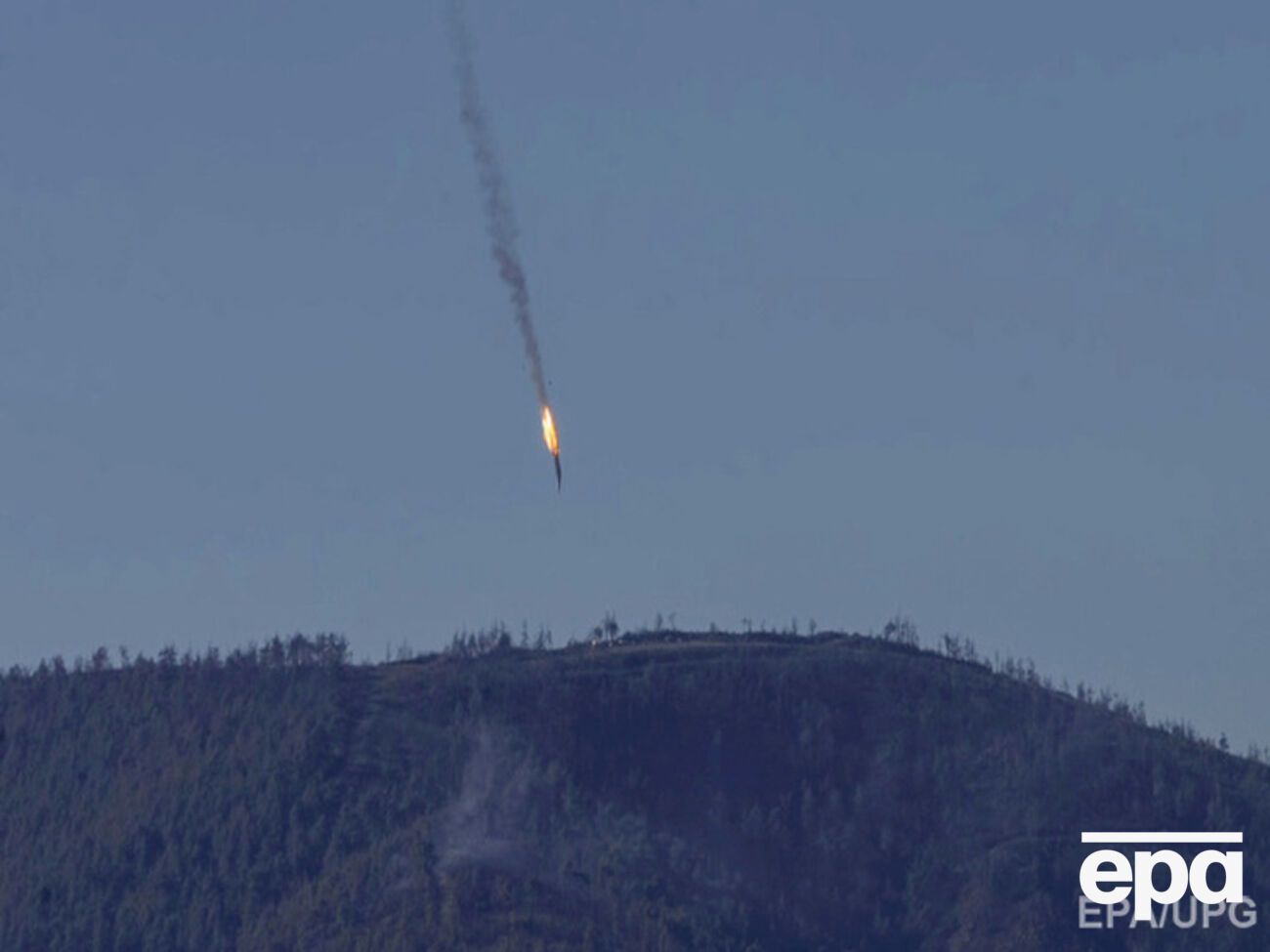 По словам сирийских туркменов, Су-24 нанес авиаудар по их позициям перед своим крушением