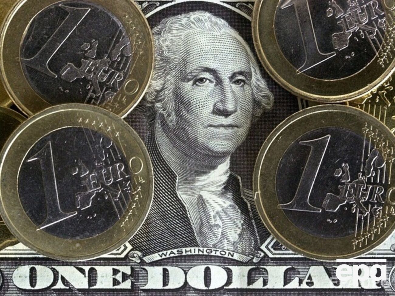 Нацбанк установил курс гривны на 25 ноября