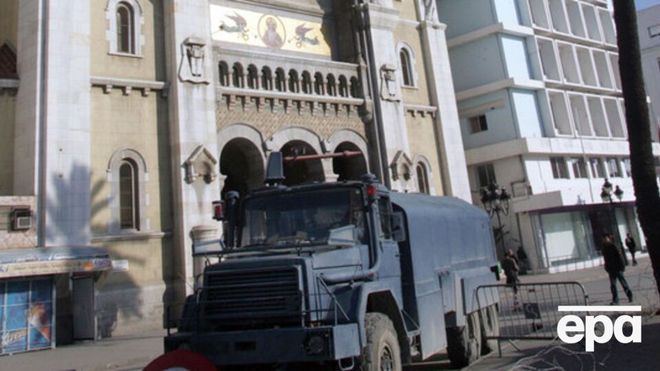 Причина взрыва в центре столицы Туниса устанавливается