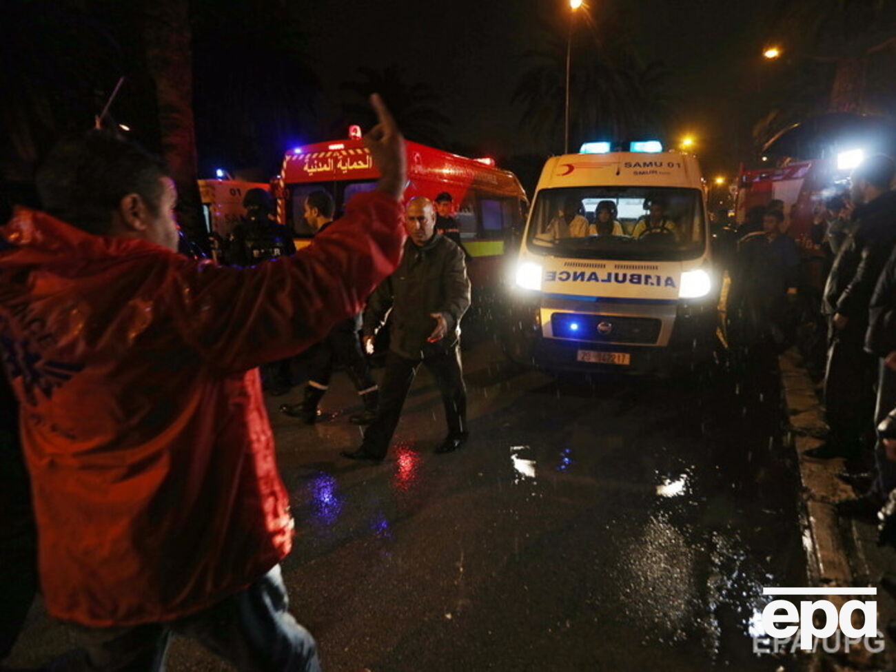 Взрыв раздался на одной из самых оживленных магистралей Туниса