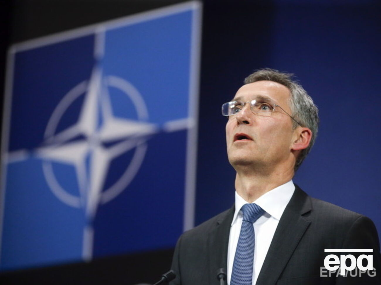 Рассказать о деталях падения Су-24 Столтенберг отказался