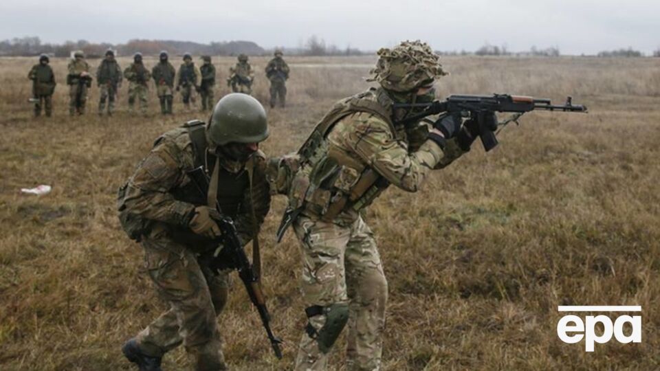 Инструкторы из США готовят украинских бойцов сил спецопераций. Видео