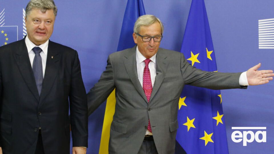 Порошенко и Юнкер провели телефонный разговор