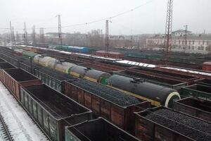 "КоммерсантЪ": Российская таможня прекратила пропускать уголь в Украину