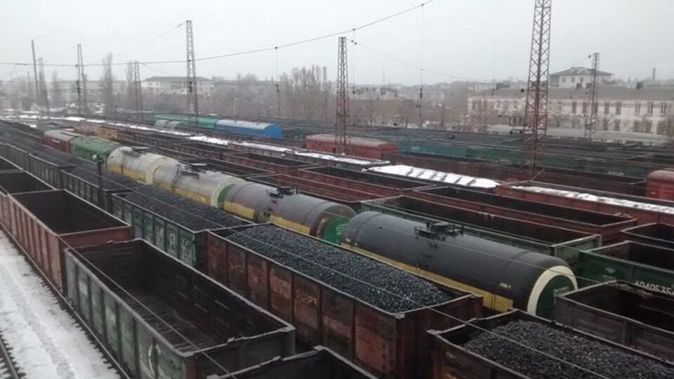 "КоммерсантЪ": Российская таможня прекратила пропускать уголь в Украину