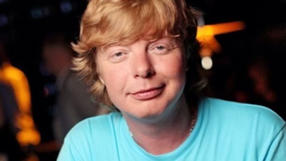 Состояние певца оценивают как стабильное