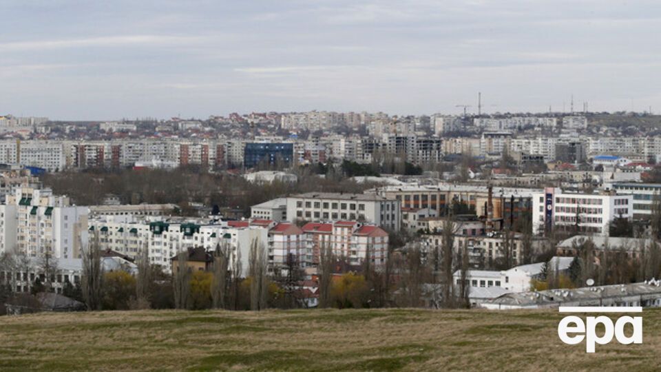 В Симферопольских многоэтажках отключат лифты