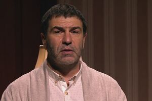 Евгений Гришковец: Эмигрировала целая страна. Оторвалась, ушла, уехала, улетела