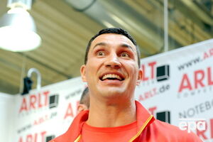 Кличко: Потом оказалось, что у Фьюри в перчатках куда-то пальчик не влез