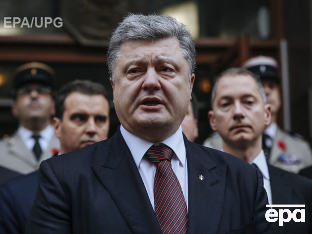 Порошенко надеется на принятие Радой изменений в Конституцию в части судебной реформы до конца зимы