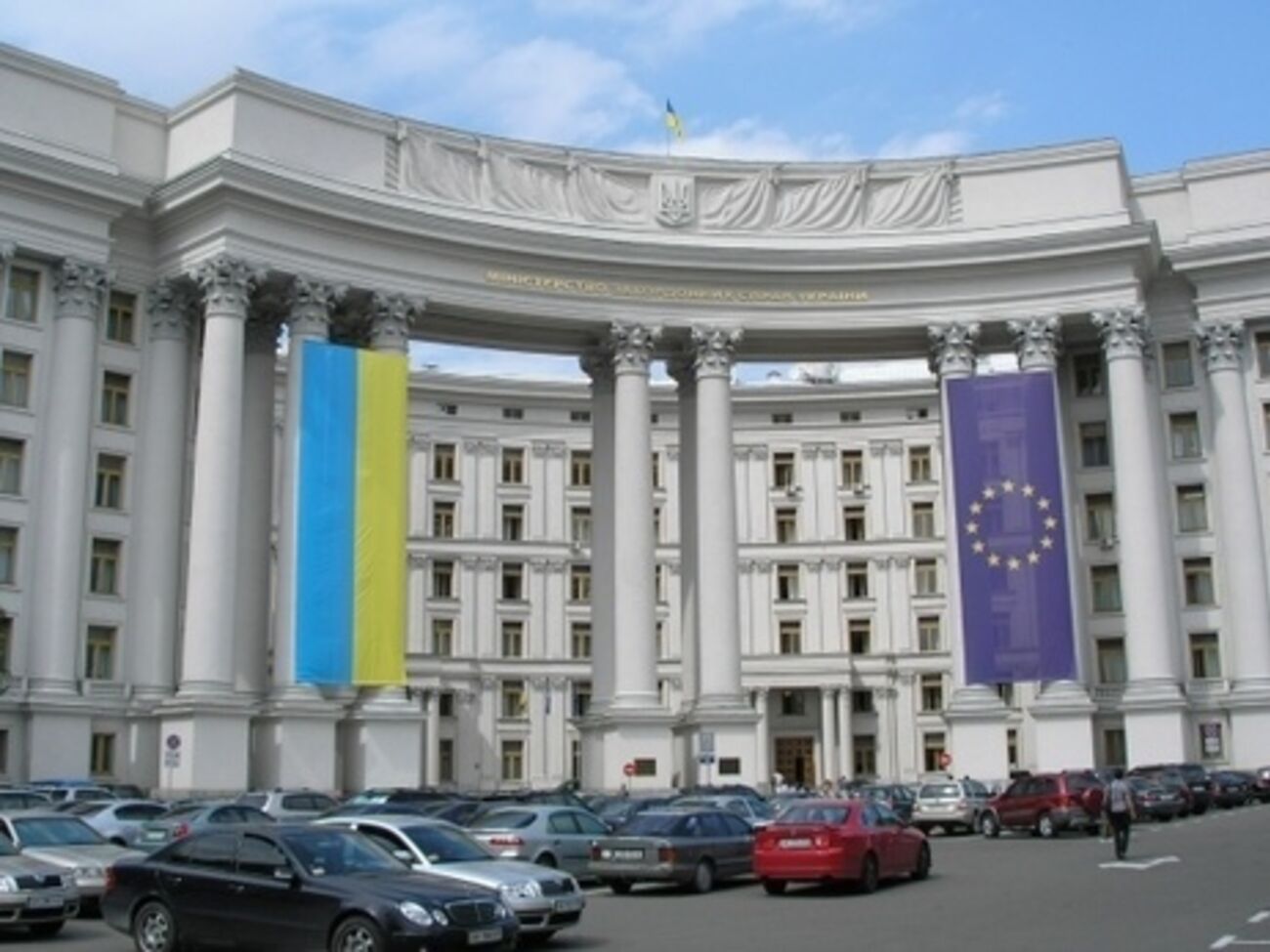 Украинцам в Тунисе&nbsp;рекомендуется не оставлять без необходимости места организованного отдыха