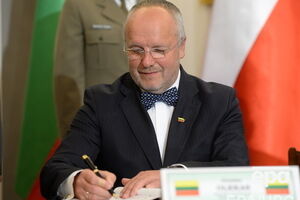 Министр обороны Литвы Юозас Олекас просит у НАТО по батальону в каждую страну Балтии