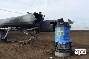 Ремонтники чинят ЛЭП Каховка – Титан