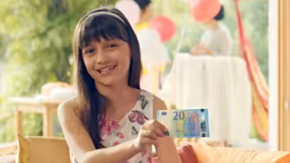 В Европе ввели новую банкноту в 20 евро