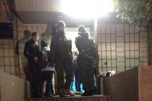 Добровольцы потребовали объяснить, почему фамилии некоторых бойцов были занесены в списки розыска