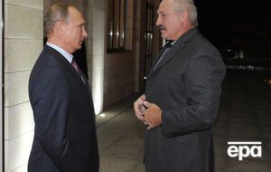 Президент России Владимир Путин и президент Беларуси Александр Лукашенко во время встречи в Сочи 15 сентября 2015 года