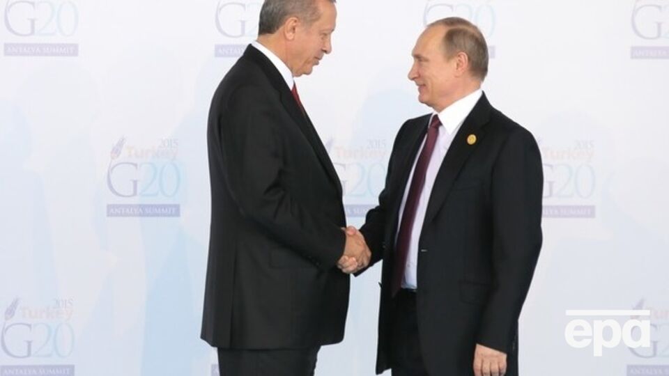 Эрдоган завил, что пытался связаться с Путиным