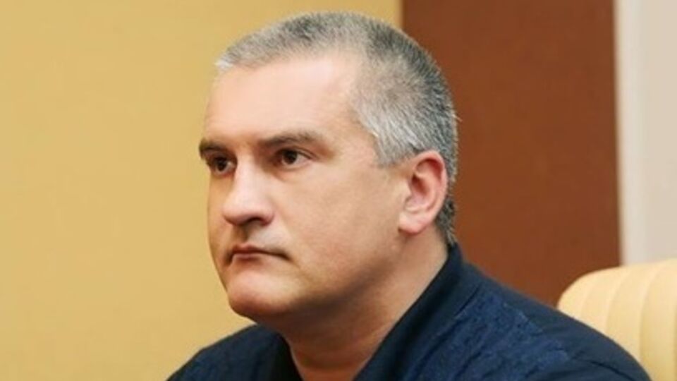 Аксенов оценил работу оккупационной власти на четверку