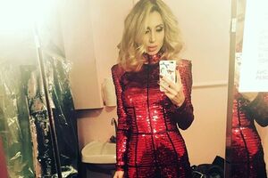 Loboda сняла репетицию выступления своей команды на телефон