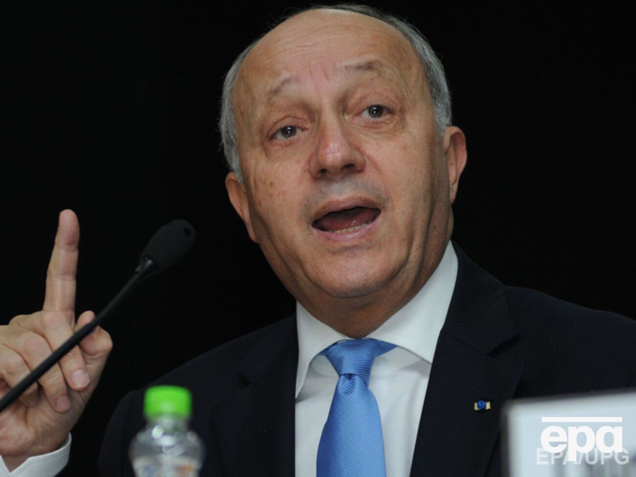 Глава МИД Франции Лоран Фабиус не исключает привлечения сирийских правительственных войск к борьбе с ИГИЛ