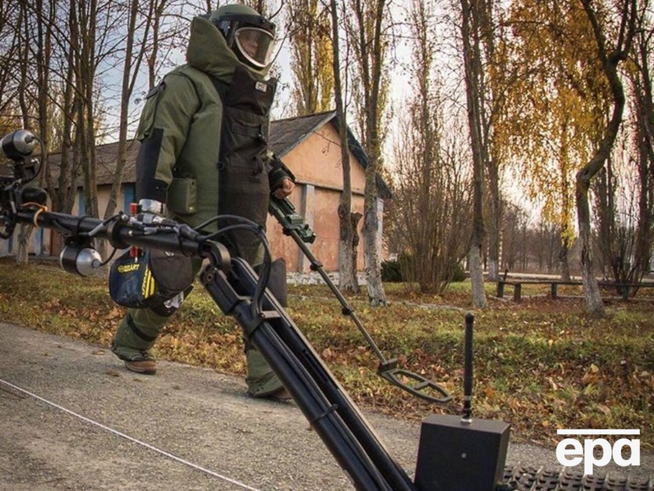 Канада передаст украинским саперам оборудование для разминирования