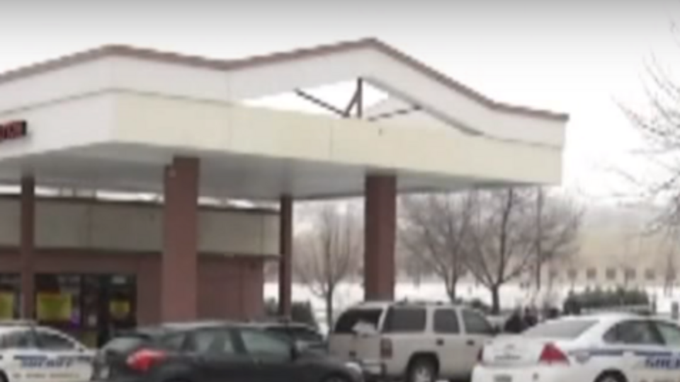 Осада и переговоры с боевиком продолжались несколько часов