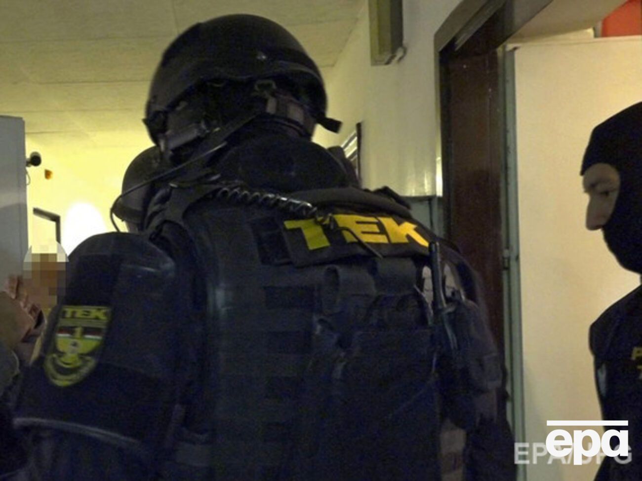 Венгерские правоохранители не раскрывают личности задержанных