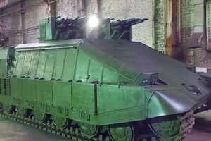 Танк "Азовец" предназначен для ведения боя в городе