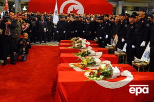 Взрыв в Тунисе унес жизни 12 военнослужащих