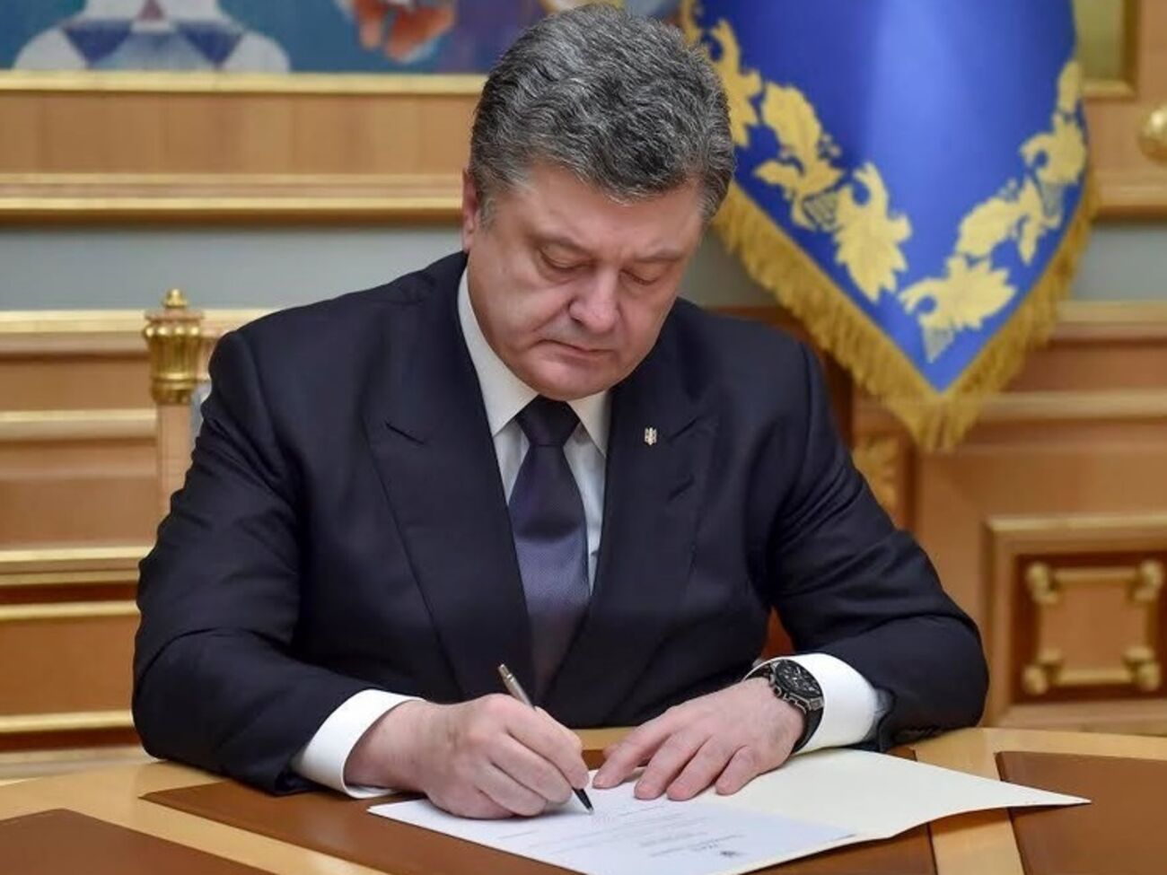 Порошенко назначил посла в Сингапуре