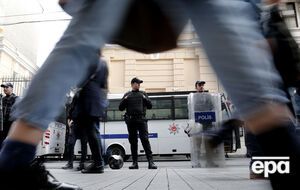 На митинг в центре Стамбула собралось около 2 тыс. человек