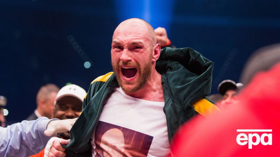 Фьюри отобрал чемпионские пояса у Владимира Кличко. Видео