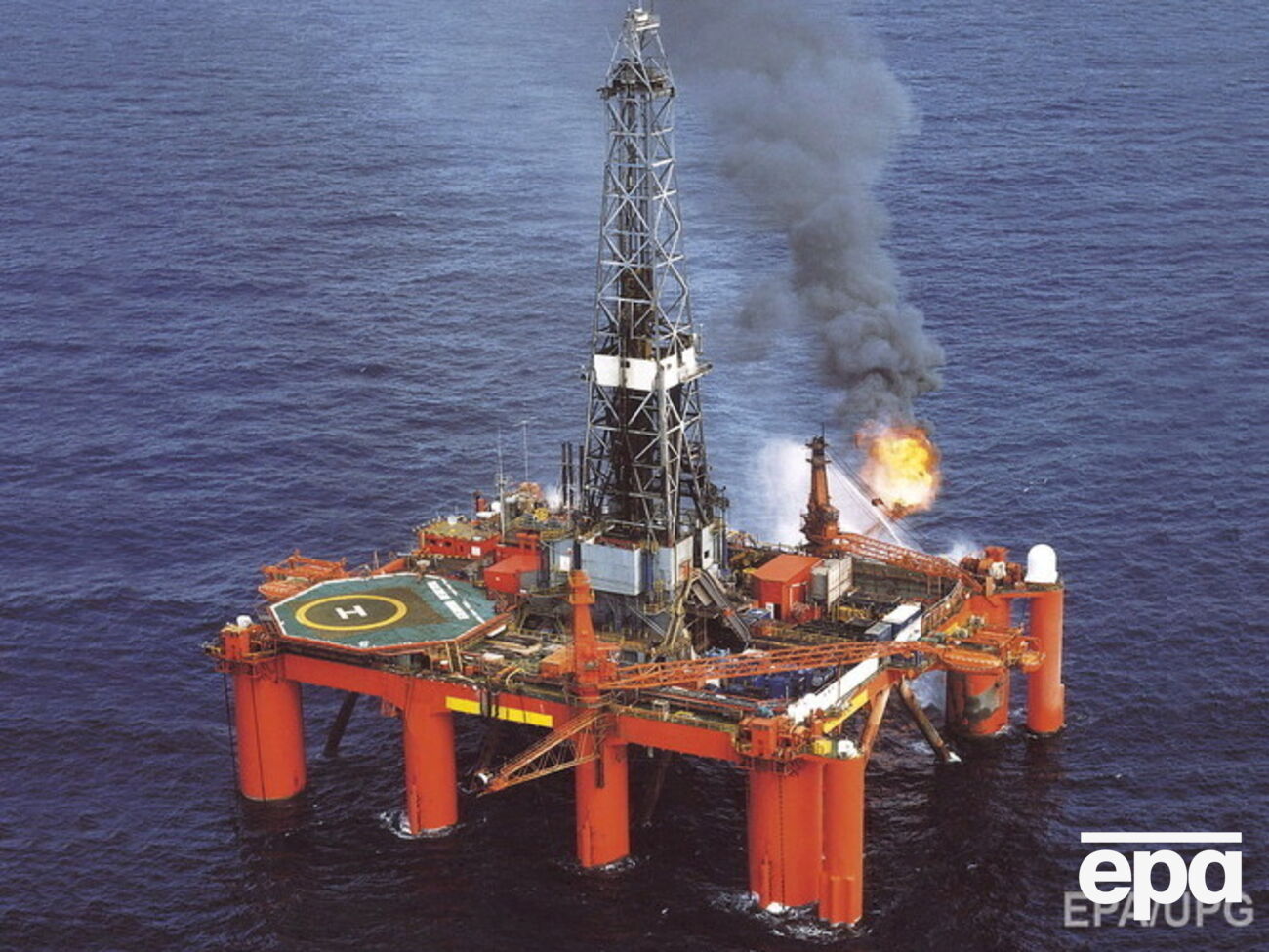 Нефть торгуется ниже $45