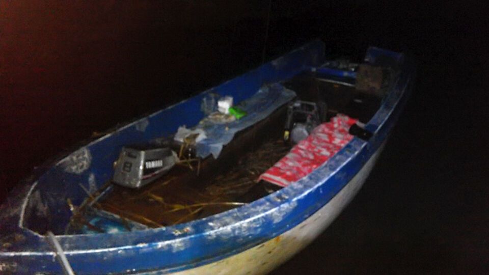 Пограничники отбуксировали лодку с пострадавшими в Вилково