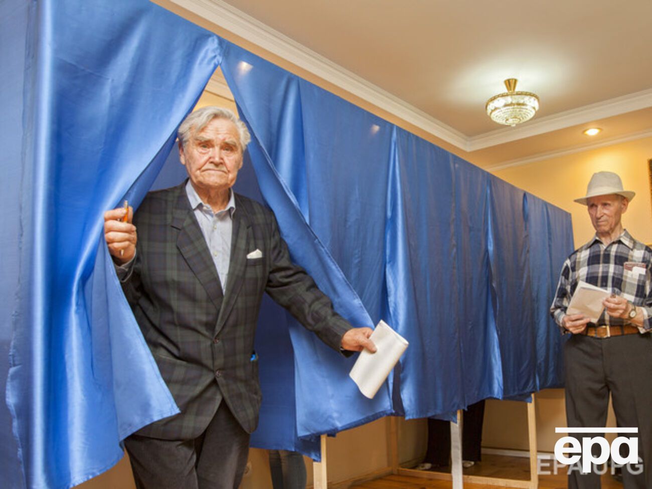 Жебривский сообщил о низкой явке на местных выборах в Донецкой области