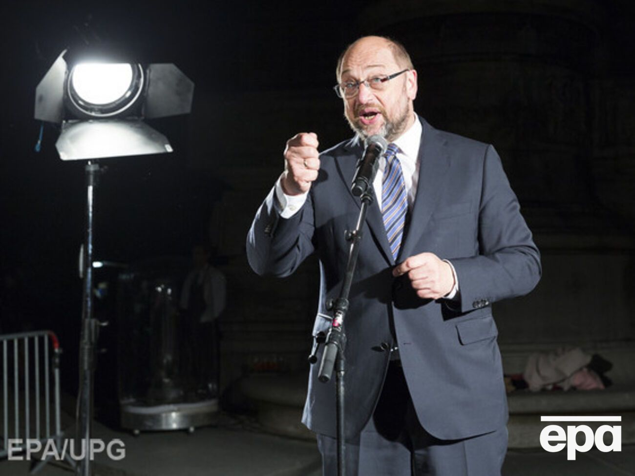 Шульц призвал ЕС и Турцию оказывать помощь беженцам