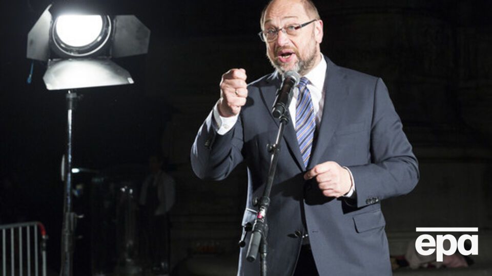 Шульц призвал ЕС и Турцию оказывать помощь беженцам