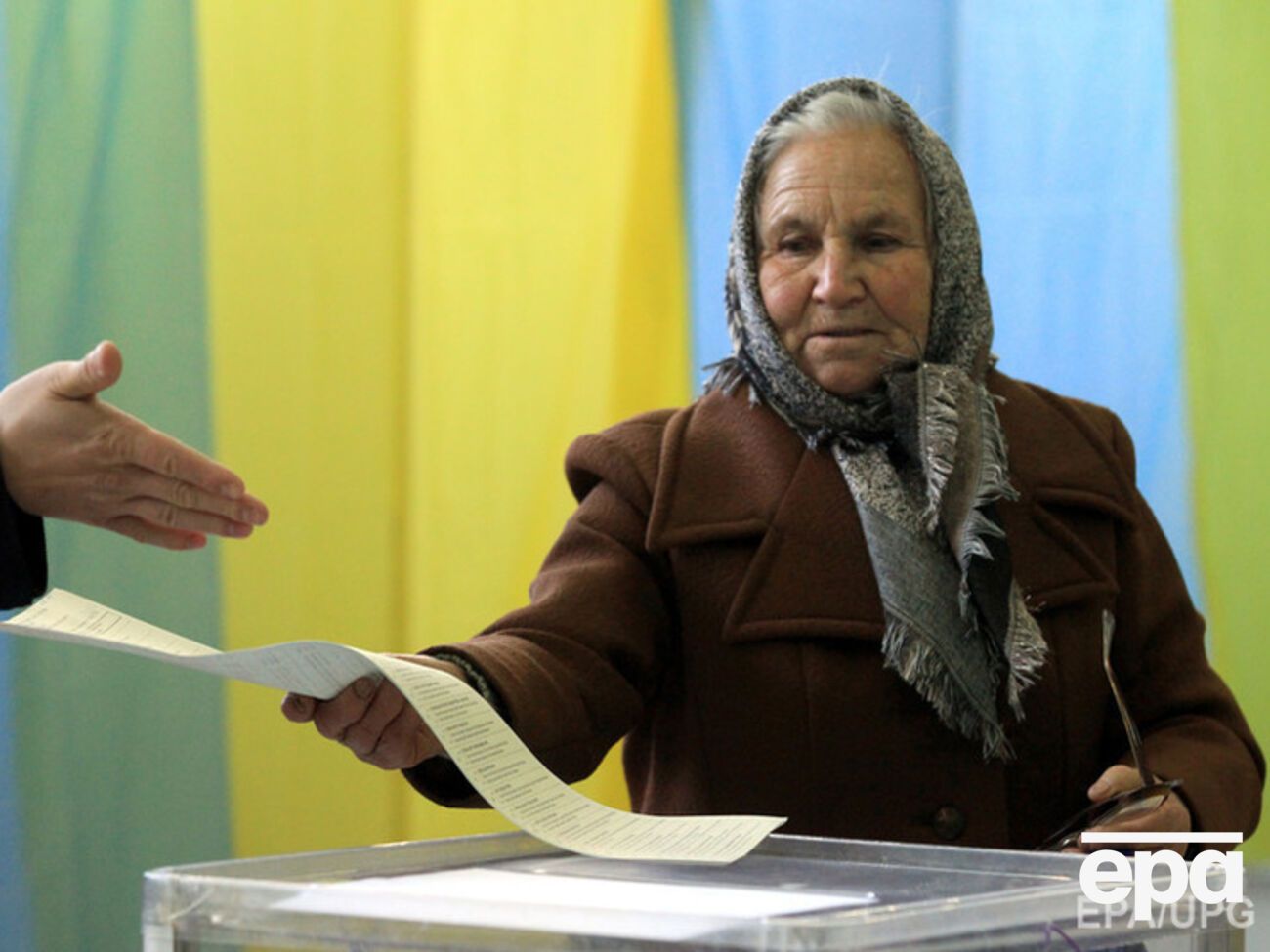 Явка в Мариуполе и Красноармейске ниже общеукраинского уровня