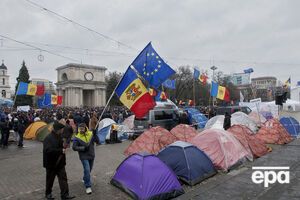 На проспекте Штефана Чел Маре в Кишиневе вновь появились палатки