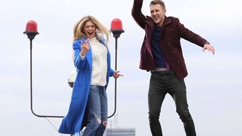 Брежнева и T-Killah прыгали на крыше небоскреба на съемках клипа на песню "Этажи"