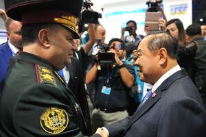 Министры обороны Украины и Таиланда на выставке Defense & Security-2015