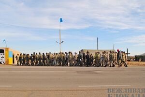 "Правый сектор": На блокпосты в Чонгаре, Чаплинке и Каланчаке прибыло подкрепление. Фоторепортаж