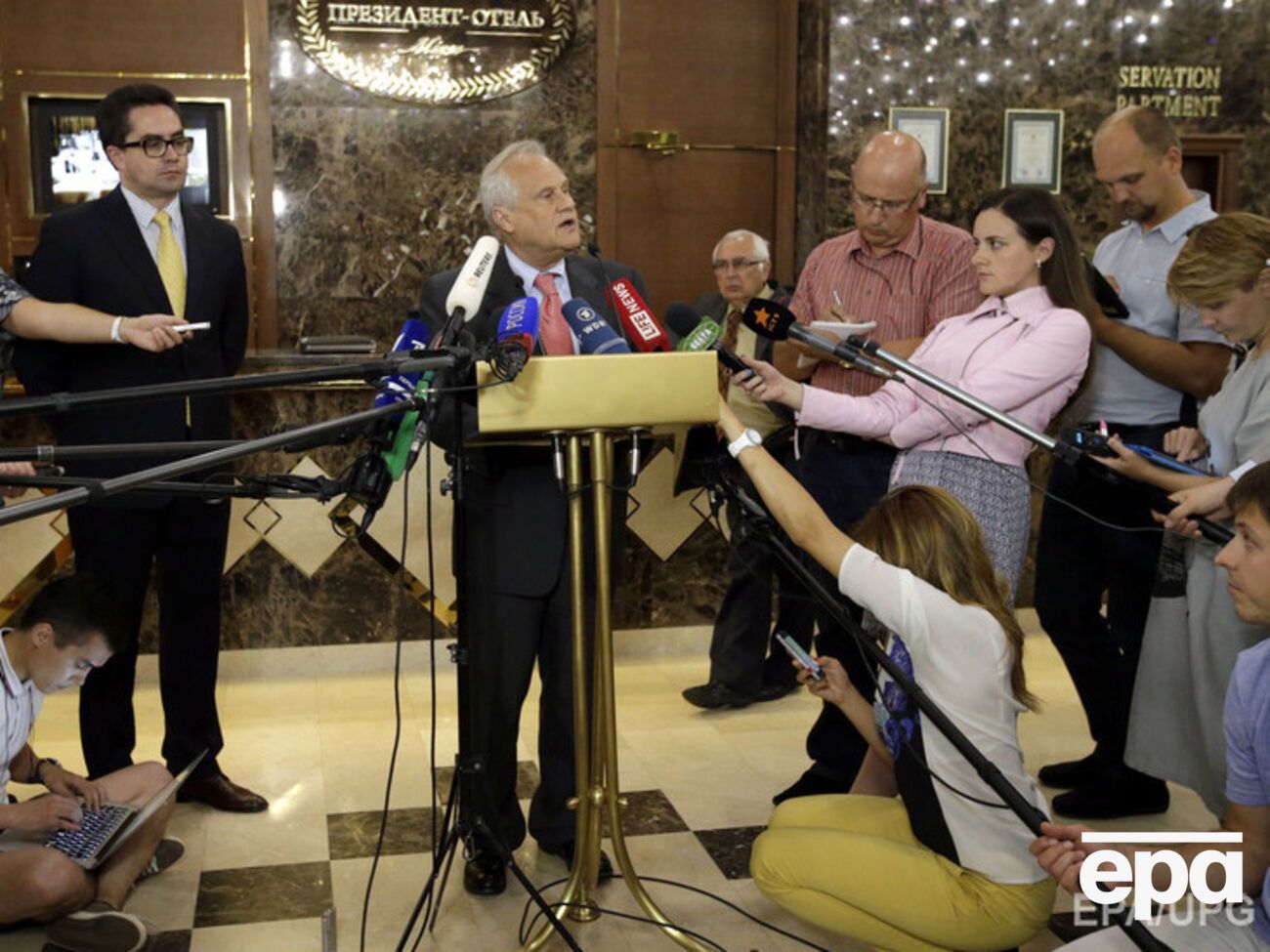 Сегодняшние переговоры в подгруппе по политическим вопросам не принесли результата